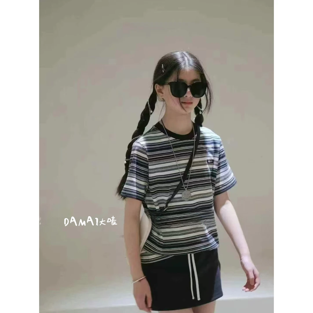 【衣佳】25品牌同款多条纹拼接色系T恤