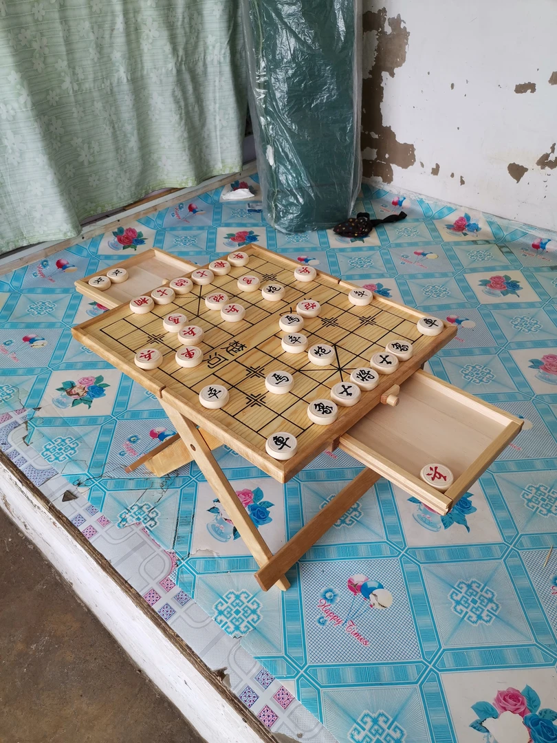 折叠象棋桌，使用50棋子