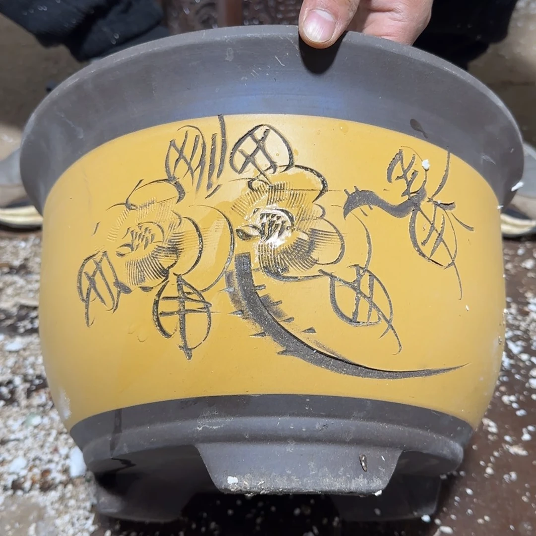 紫砂花盆口径33 高度21