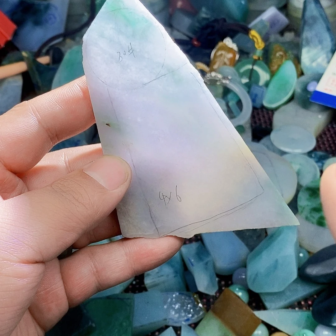 颈饰未镶嵌翡翠学*海翡翠