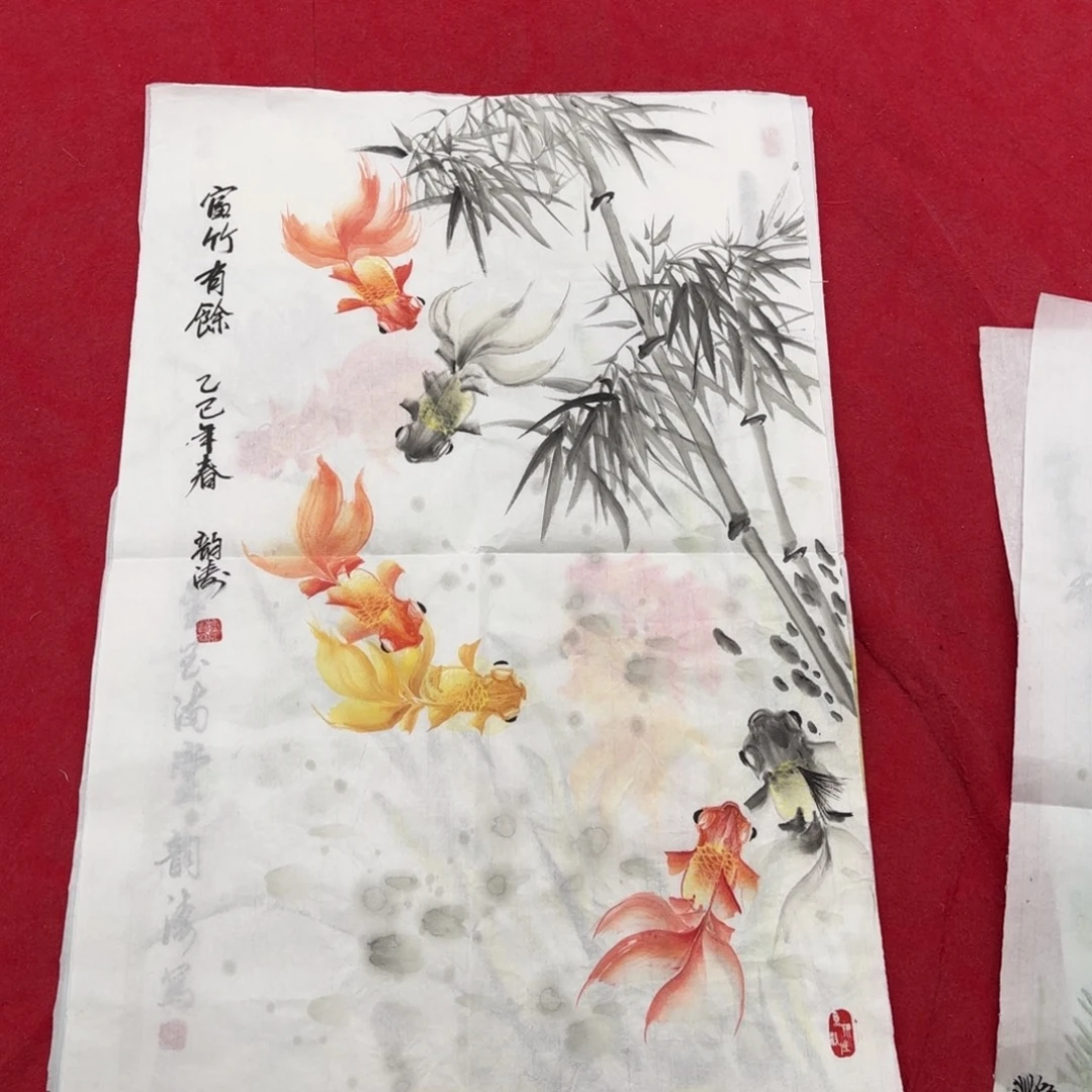 国画花鸟等图案为一体而
