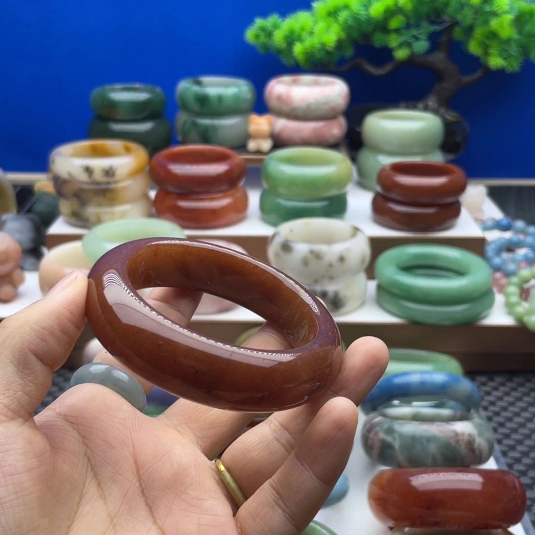 石英质玉未镶嵌手镯