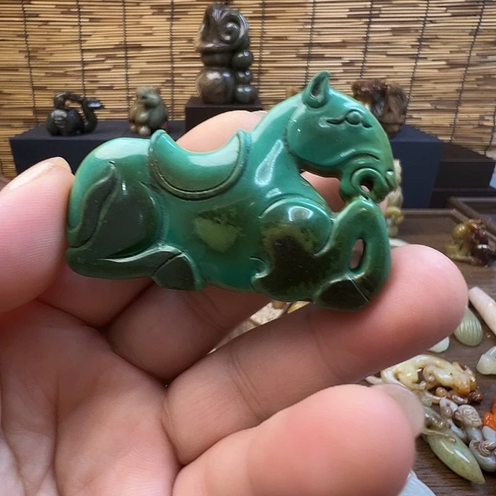 未镶嵌和田玉（糖玉）挂件