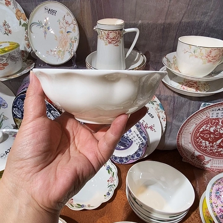 彼***奥骨质瓷库存产品小碗