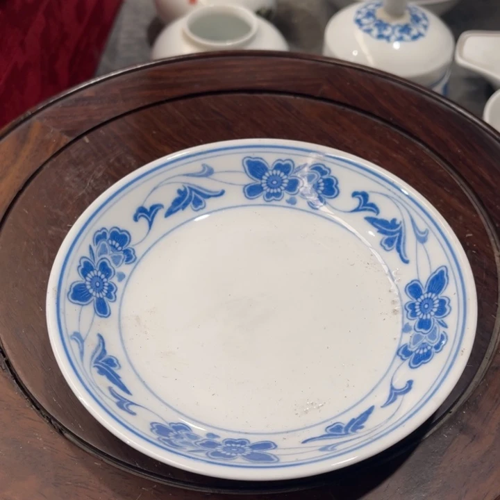 醴陵釉下高温瓷群力13厘米微瑕