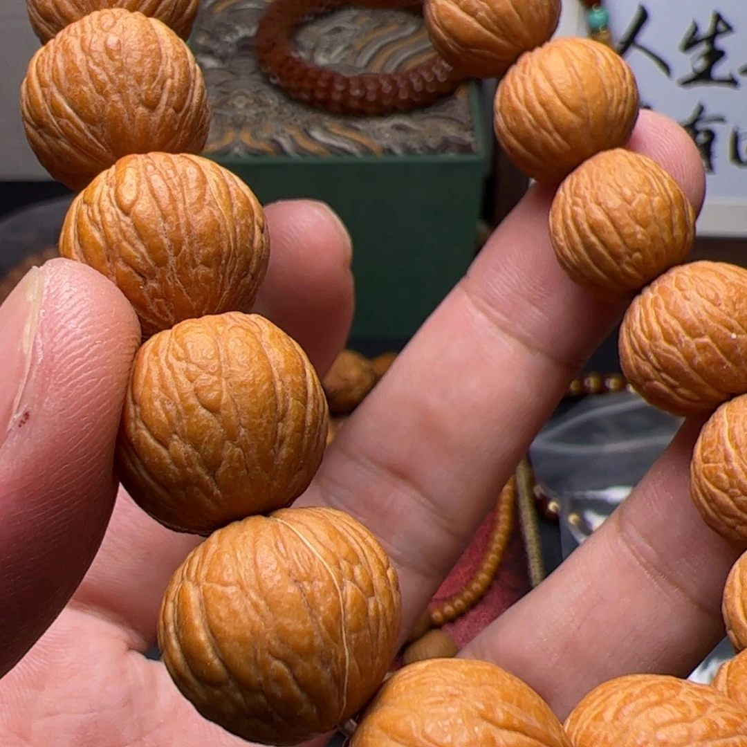 吊坠猴头核桃啦啦啦