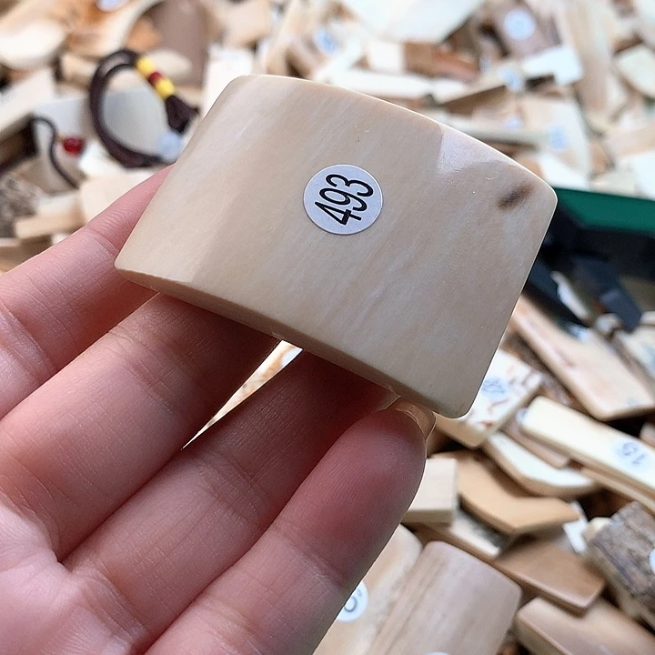 泥塑不打孔联系客服