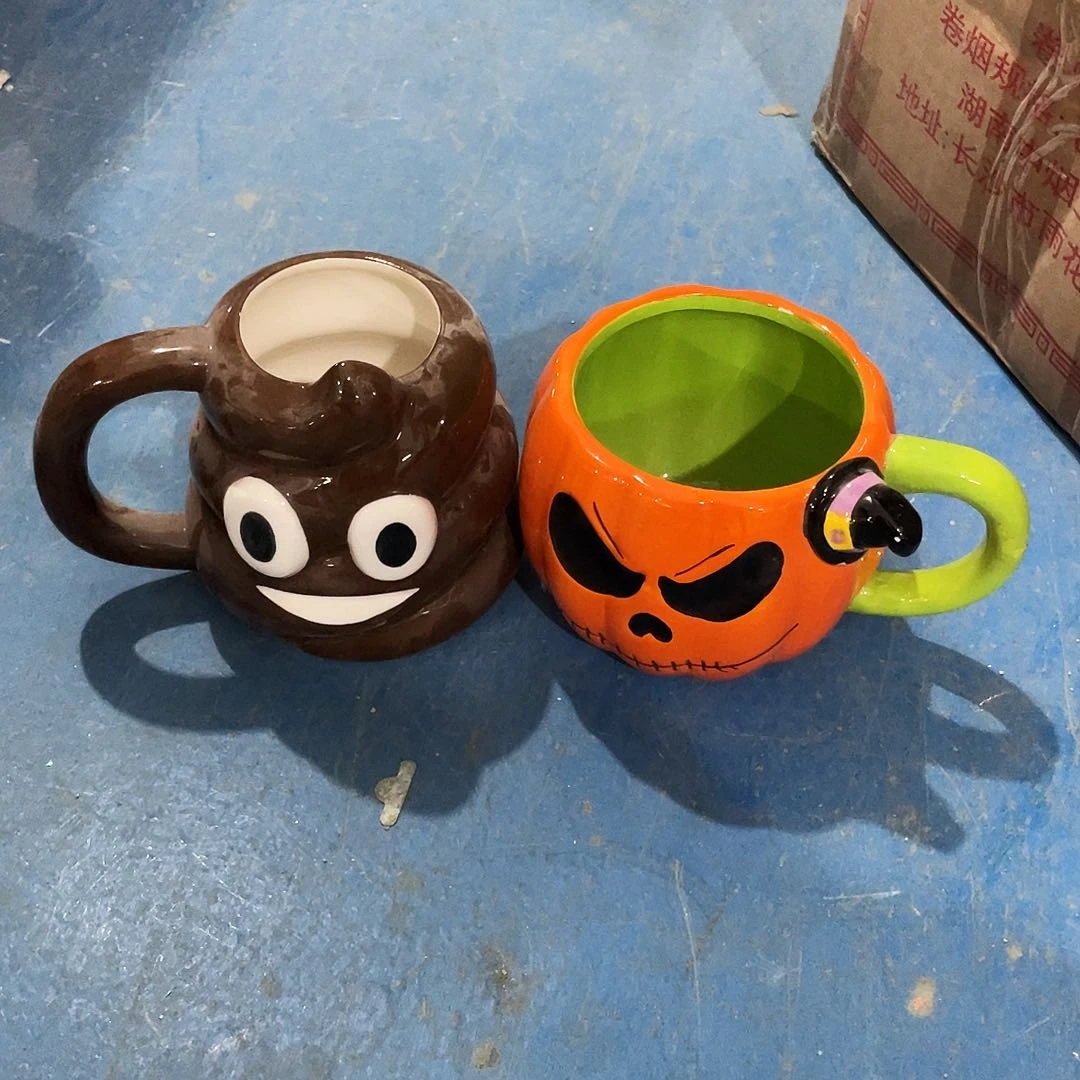 摆件电****. 磕碰。封釉。