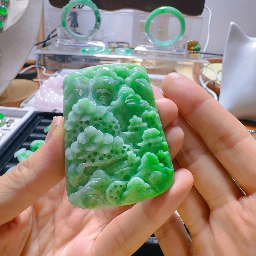 翡翠未镶嵌颈饰翡翠550