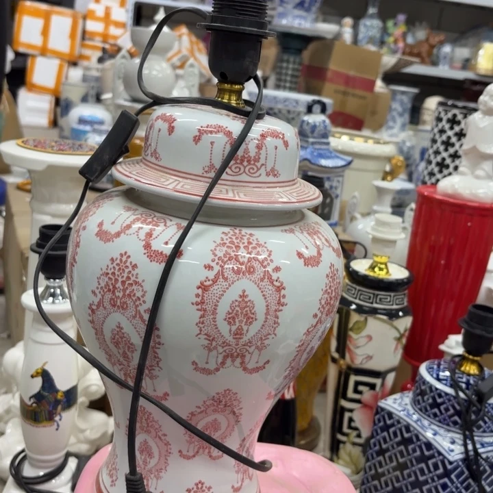 微瑕青花瓷器值得购买