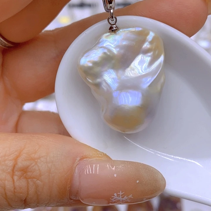 未镶嵌淡水珍珠吊坠(赠链)