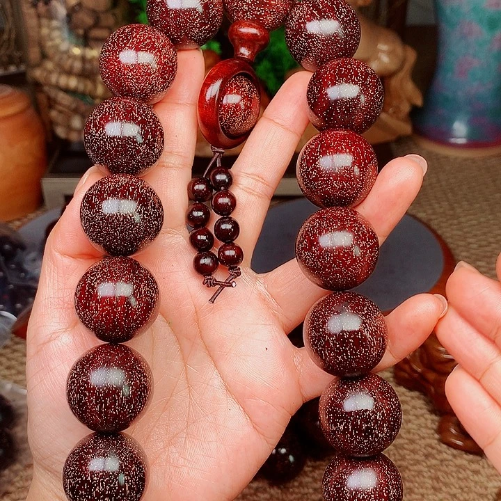 檀香紫檀（小叶紫檀）桃2.5手持