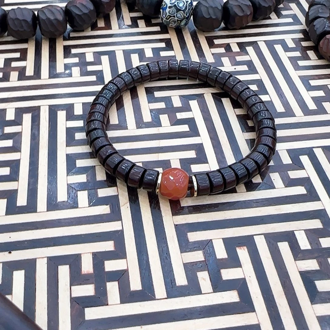 端景台紫檀木类鸿运