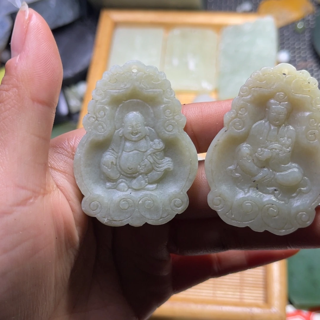 未镶嵌和田玉车挂