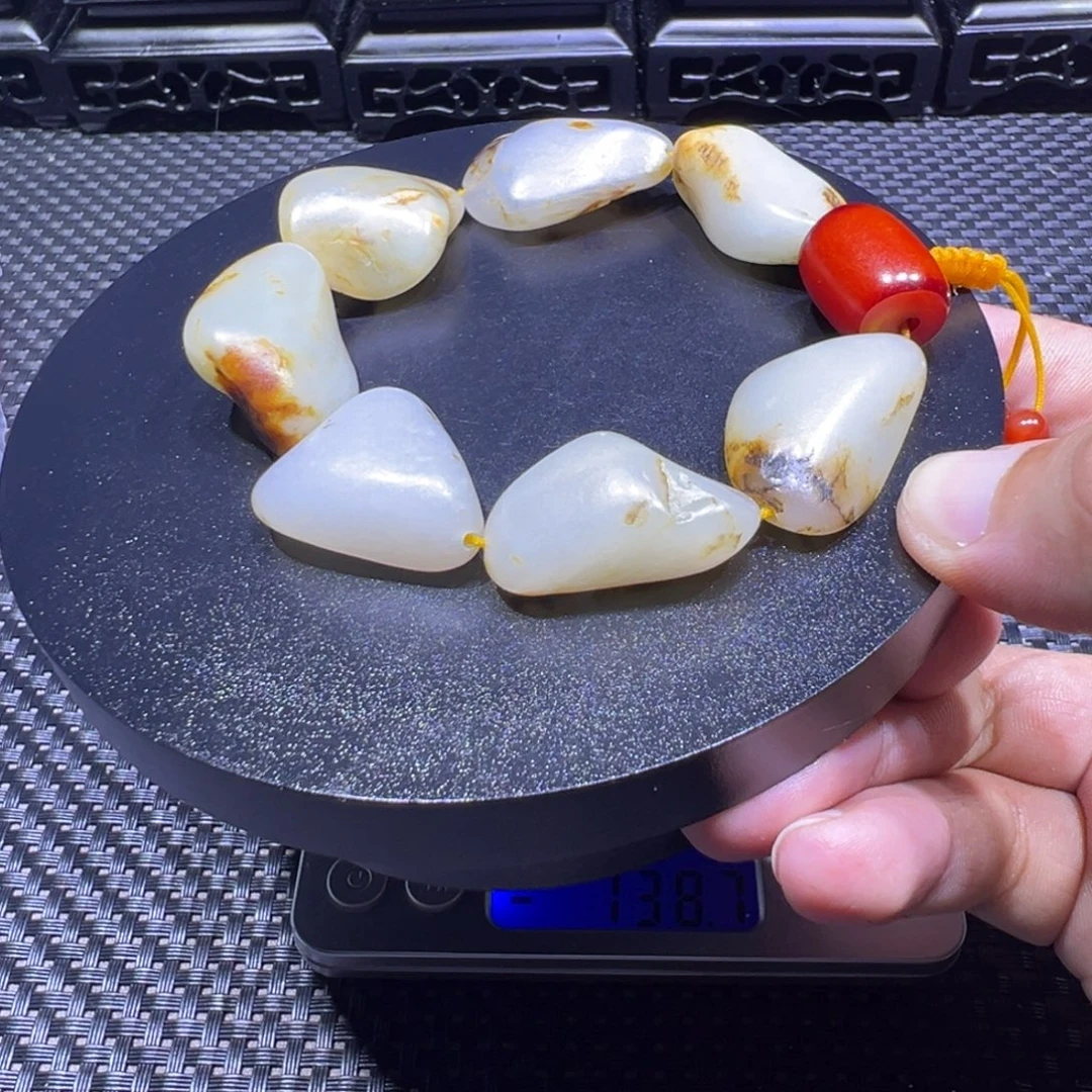 吊坠(不含链)未镶嵌和田玉（子料）72