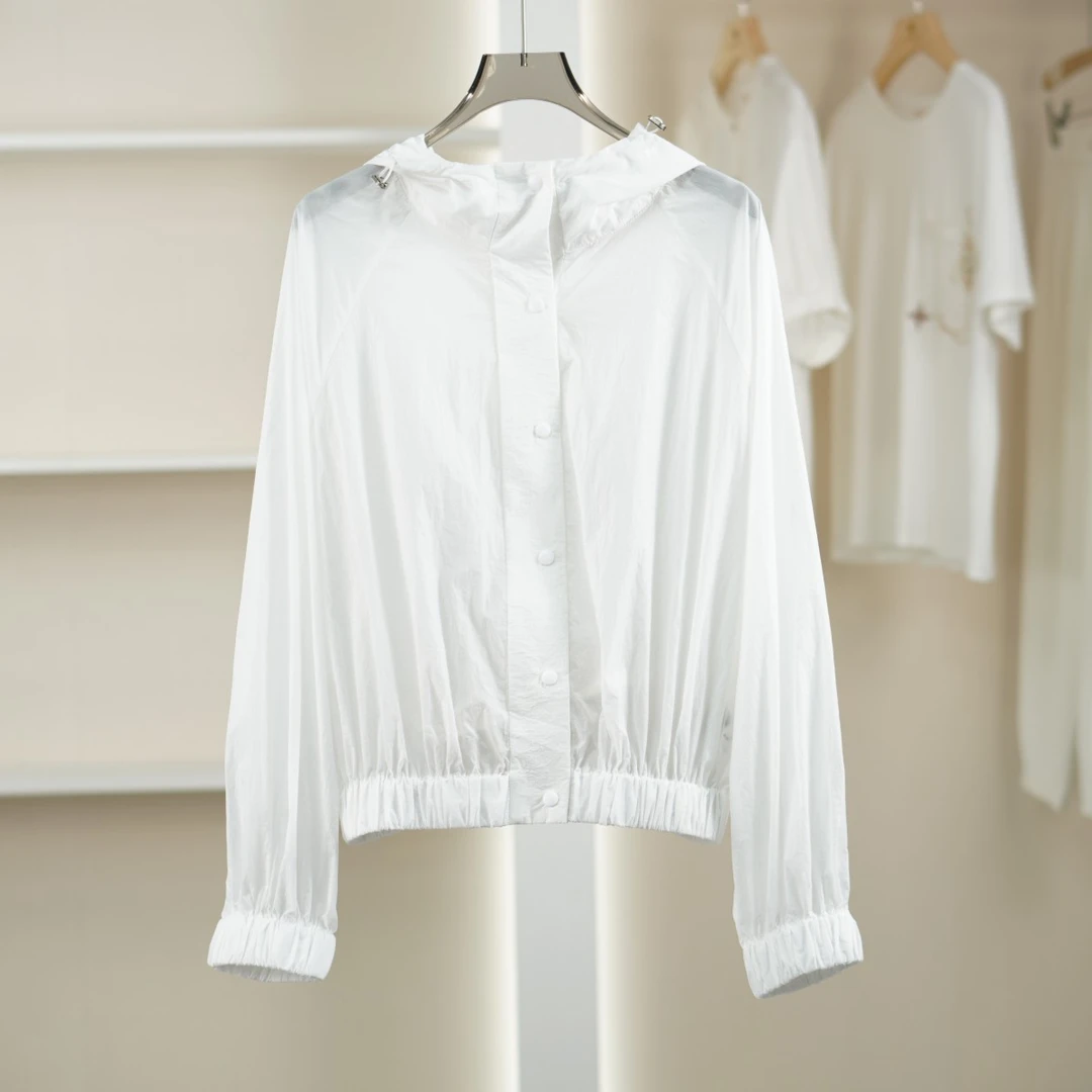 麦迪尚品【崔】5051220夏季宽松连帽外套防晒女简约上衣撤柜时尚