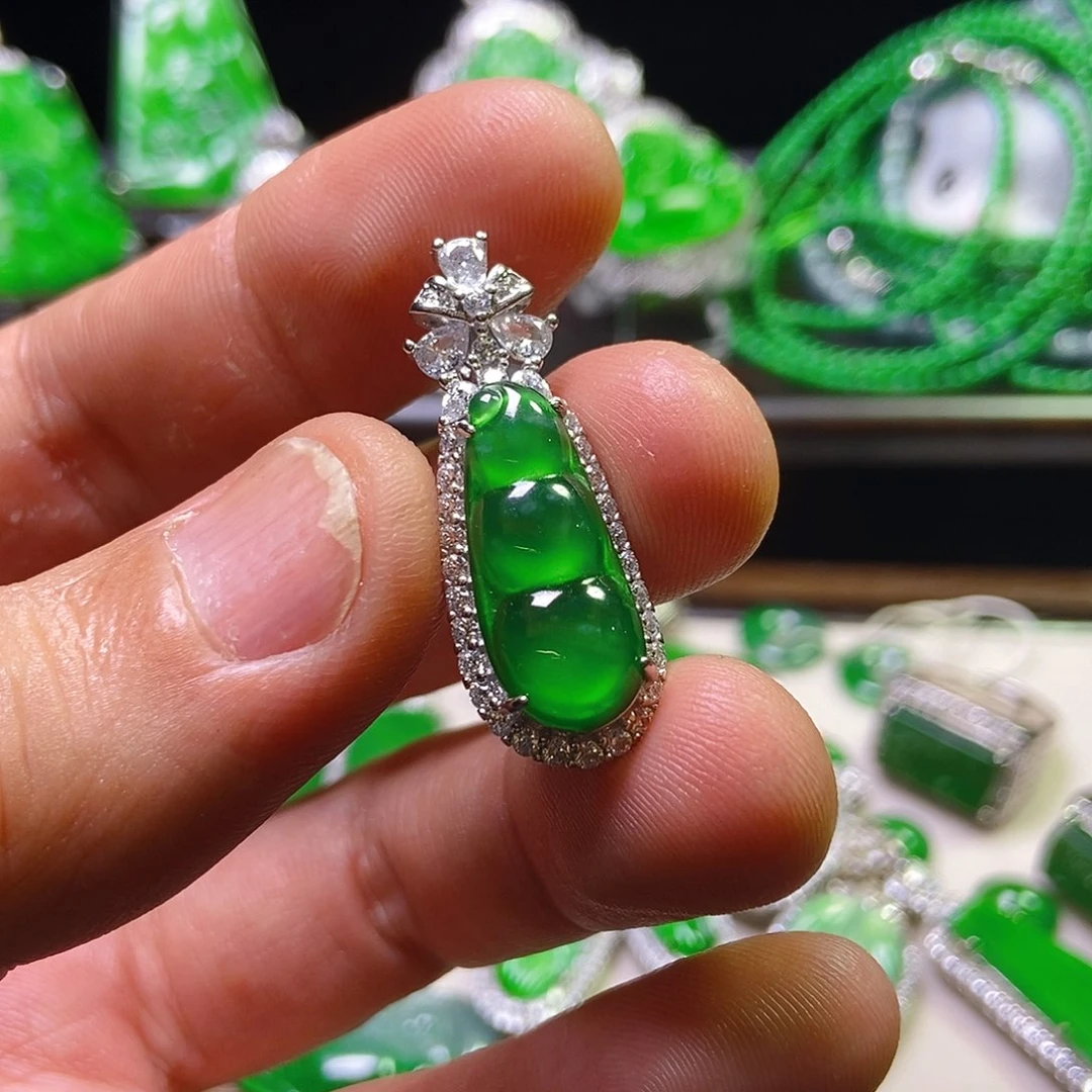 翡翠未镶嵌吊坠(不含链)812吊坠