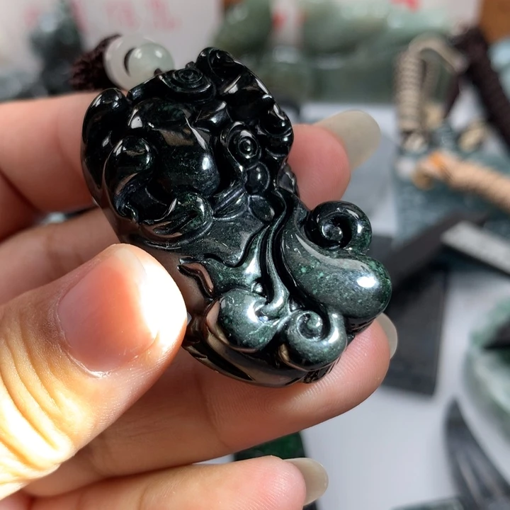 翡翠颈饰未镶嵌保真天然A货翡翠