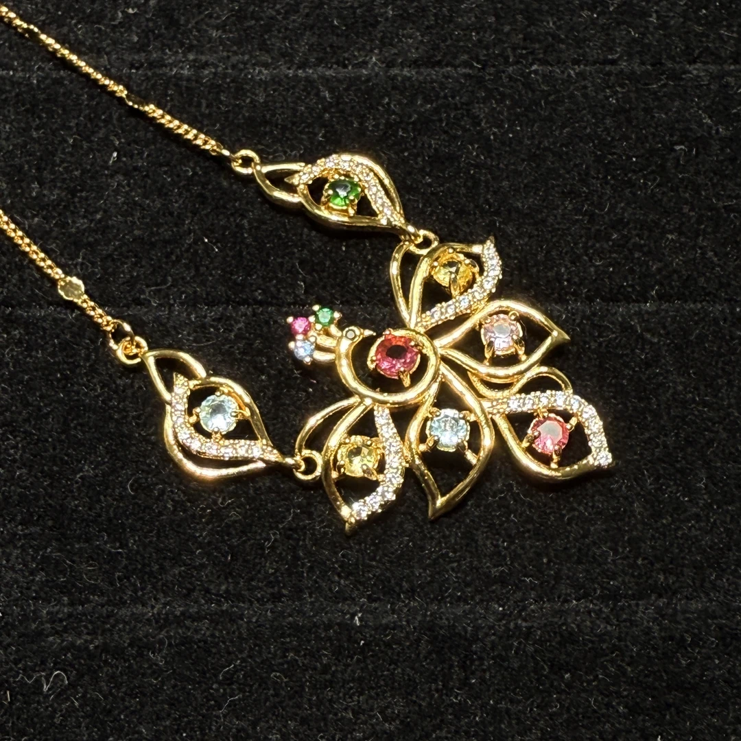 Q67精美珠宝设计款镶嵌碧玺项链 珠珠直径3*3mm