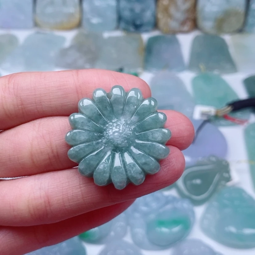 【闪购商品】翡翠未镶嵌吊坠(不含链)浅*