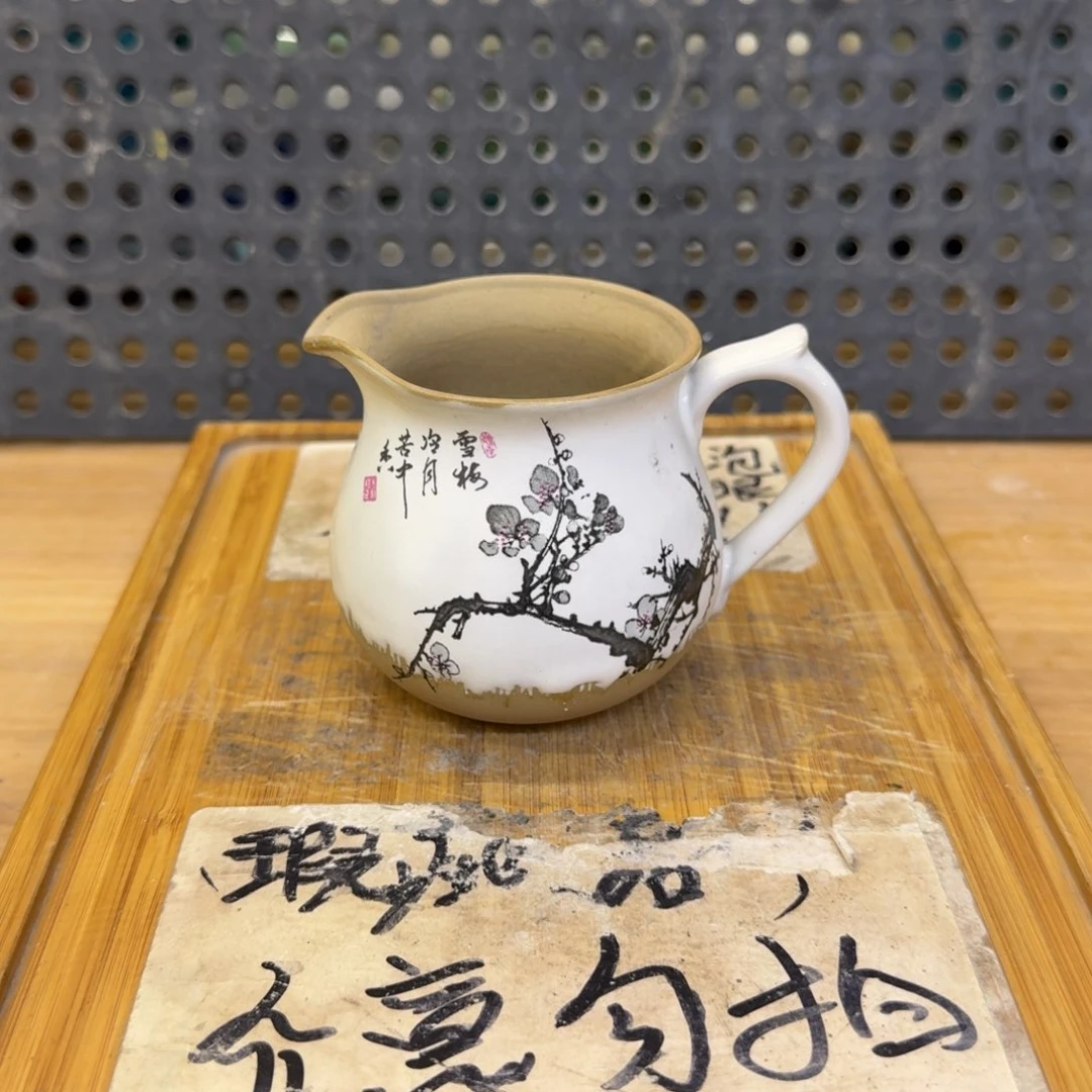 微瑕疵介意勿拍陶瓷器皿M925