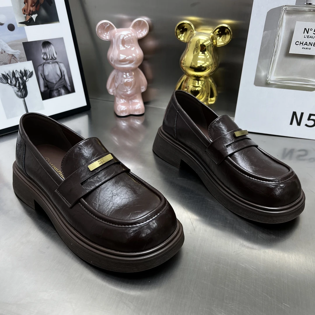 1061-03英伦单鞋乐福鞋高跟金属圆头薄款一脚蹬通用常规春季