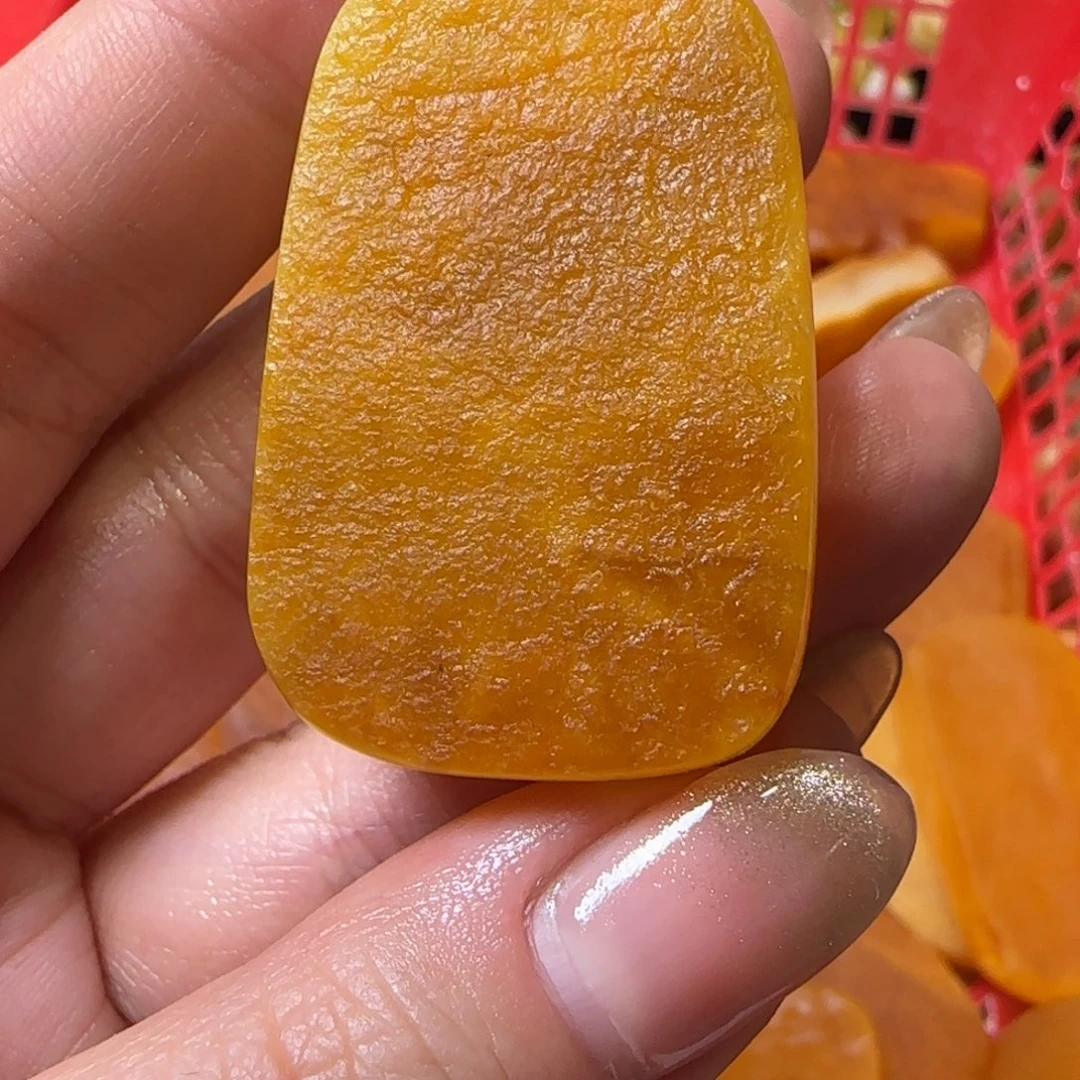 赵****定制琥珀未镶嵌蜜蜡