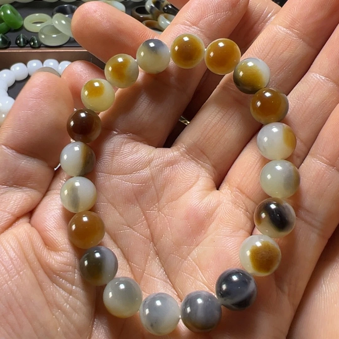 和田玉未镶嵌手串