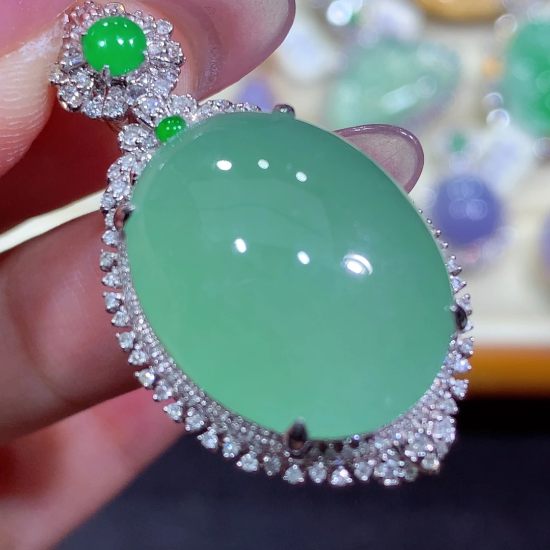 翡翠18K金镶嵌吊坠(不含链)