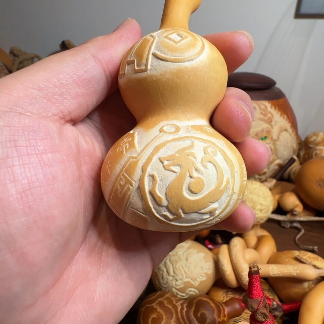 有机玻璃葫芦金辉堆雕刻