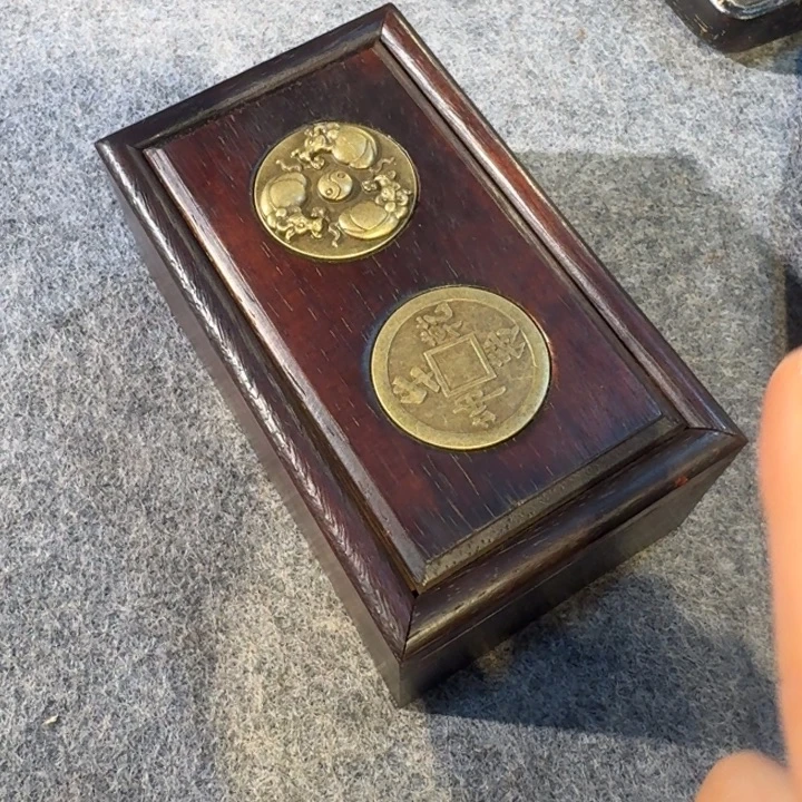 木盒呃呃呃呃呃呃呃