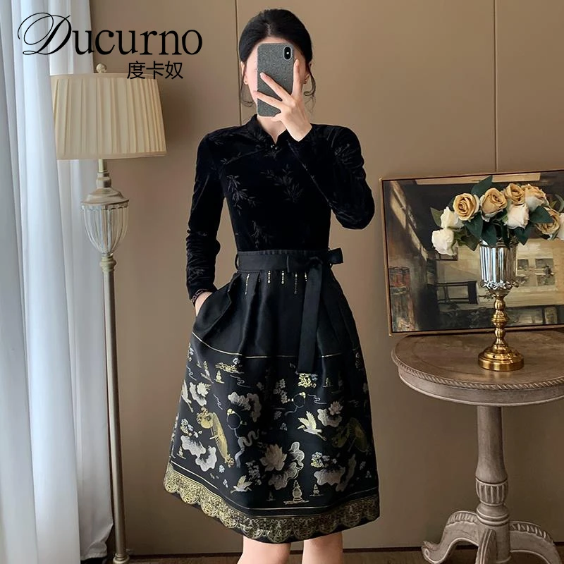 新中式连衣裙旗袍秋冬小个子改良国风高端刺绣提花宴会晚礼服潮流