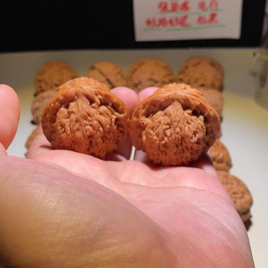 Z***R文玩核桃把件南疆0183