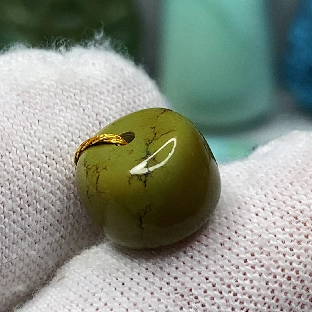 绿松石未镶嵌天然原矿 带武汉地大证书