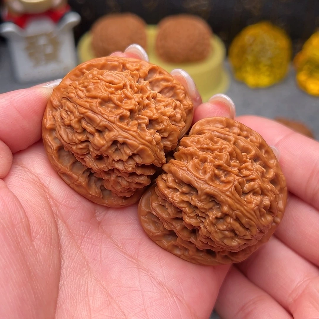 把件文玩核桃毕业红皮满肉纹44南疆