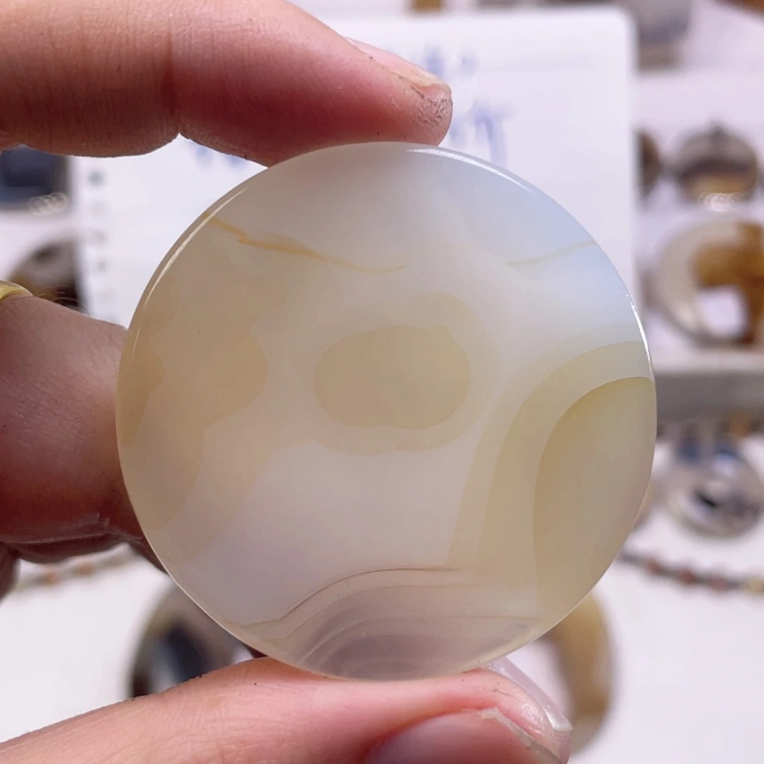 玛瑙/玉髓未镶嵌珠宝奇石