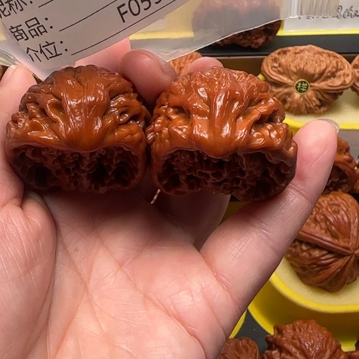 文玩核桃吊坠聚宝盆聚宝盆38