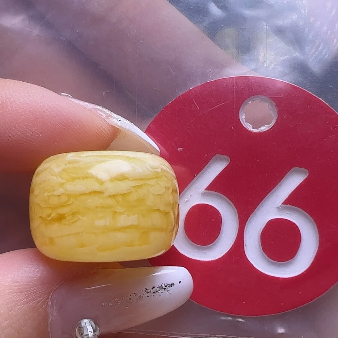 未镶嵌蜜蜡裸石19.3/13.5mm金瓷白虎皮 墩子