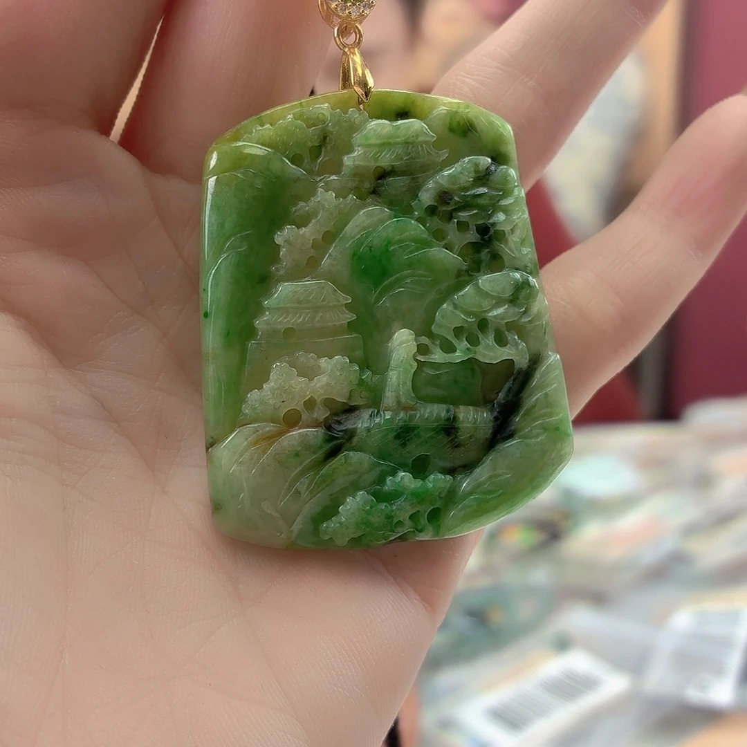 翡翠未镶嵌颈饰翡翠