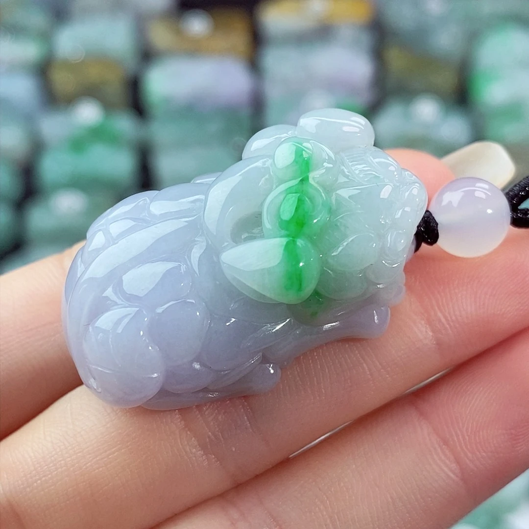 颈饰未镶嵌翡翠天然