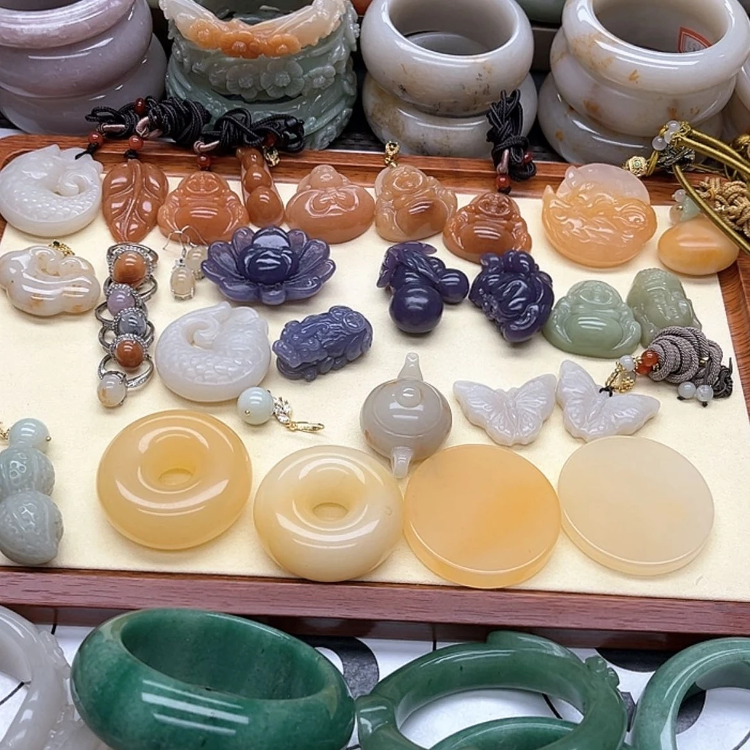 【闪购商品】石英质玉手镯未镶嵌纯天然精品吊坠福利