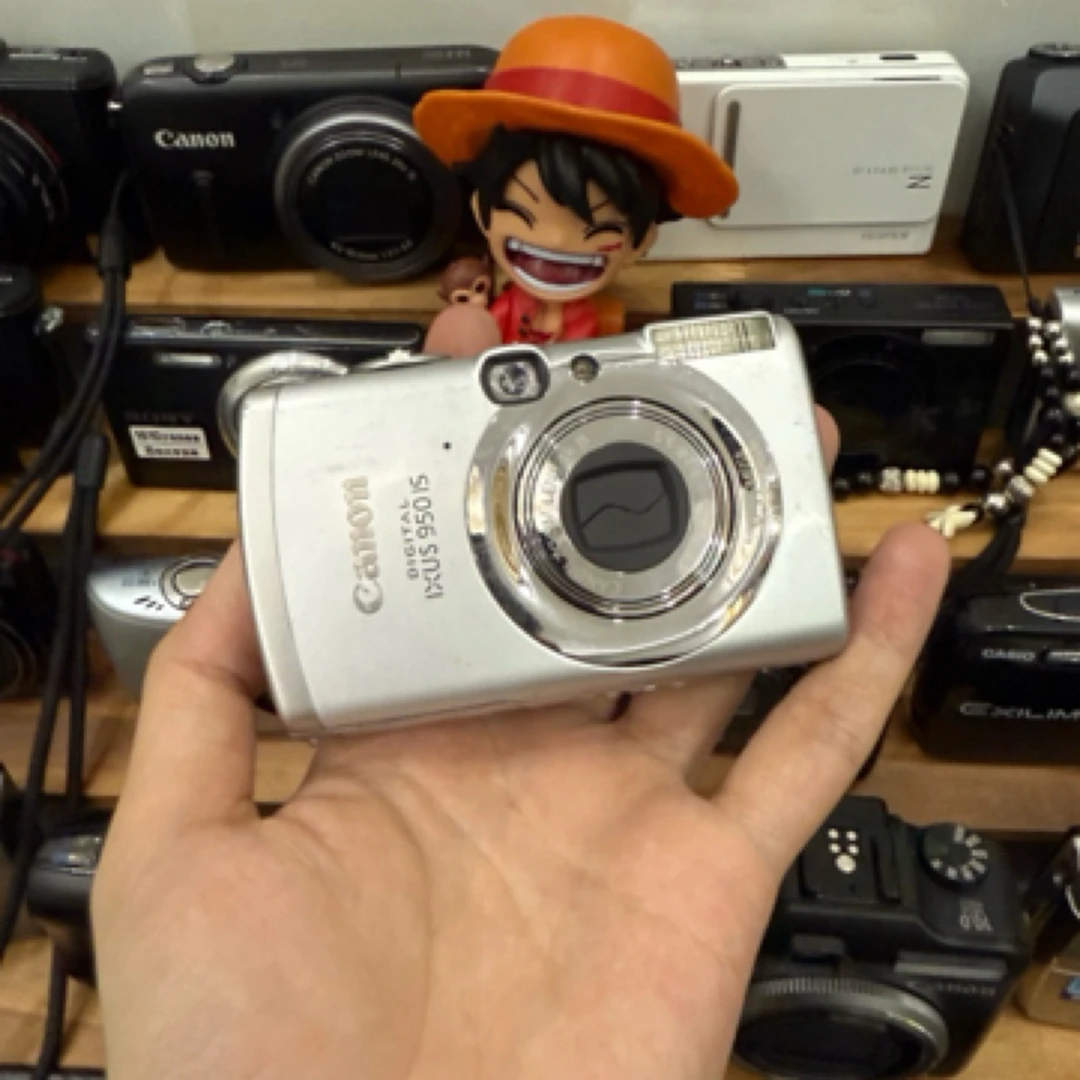 9新 Canon/佳能 佳能IXUS950 银 800w画质 氛围感满满冷白皮