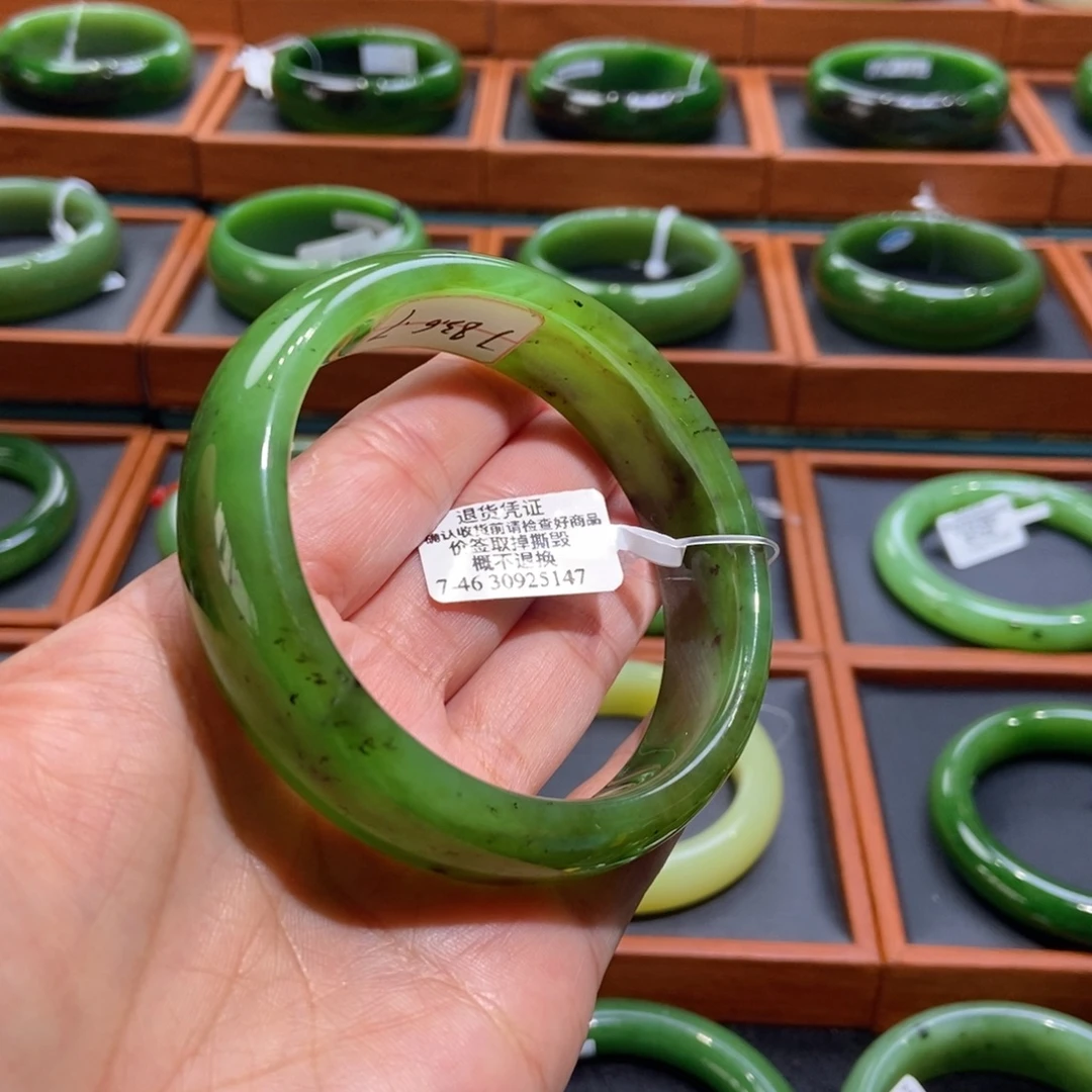 和田玉（碧玉）未镶嵌手镯乌兰乌德苹果绿宽胎62