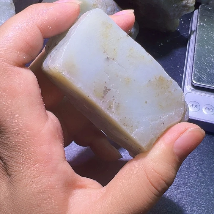 未镶嵌和田玉珠宝半成品