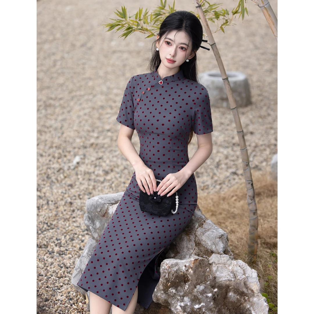 复古波点旗袍2025年夏季新款改良年轻款少女新中式日常可穿连衣裙