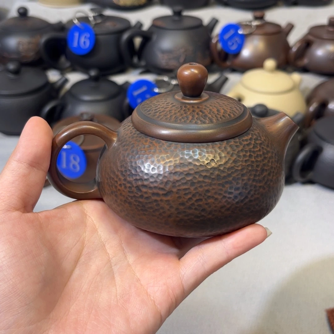 【闪购商品】红泥 锤纹壶 容量 170c c