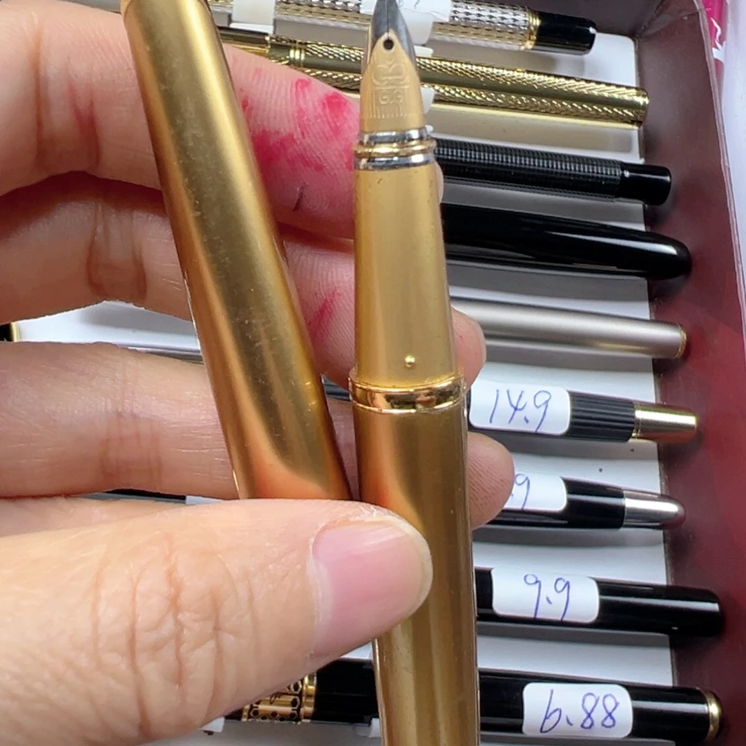 便携式贵冠300包尖库存老笔笔身有库存痕迹瑕疵