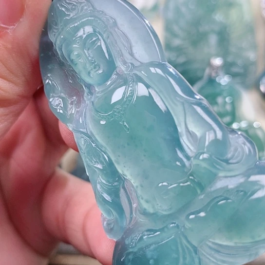 【闪购商品】翡翠颈饰未镶嵌天然翡翠