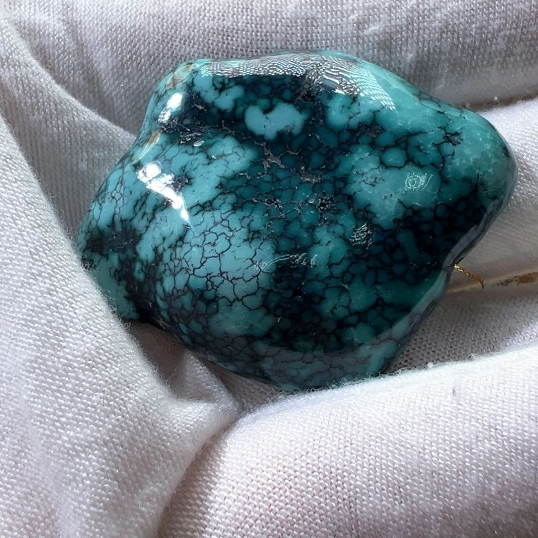 绿松石未镶嵌挂件