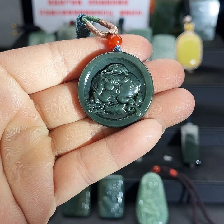 和田玉未镶嵌吊坠(不含链)